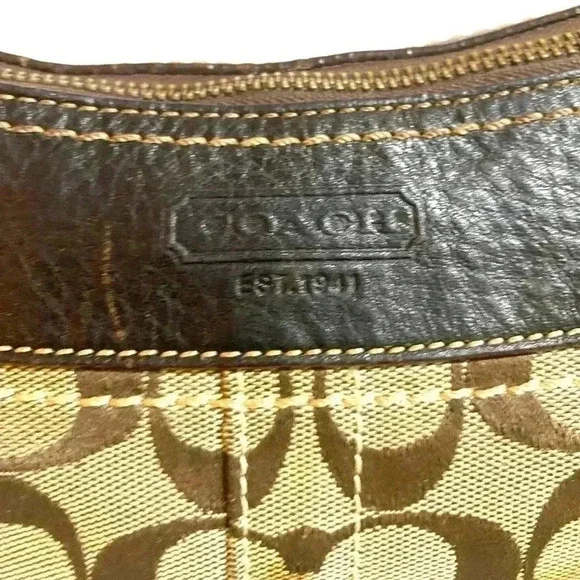 Coach vintage CC signature print canvas crossbody handbag - Picture 5 of 12